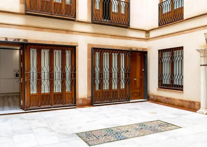 Francos Cathedral Terrace Apartment