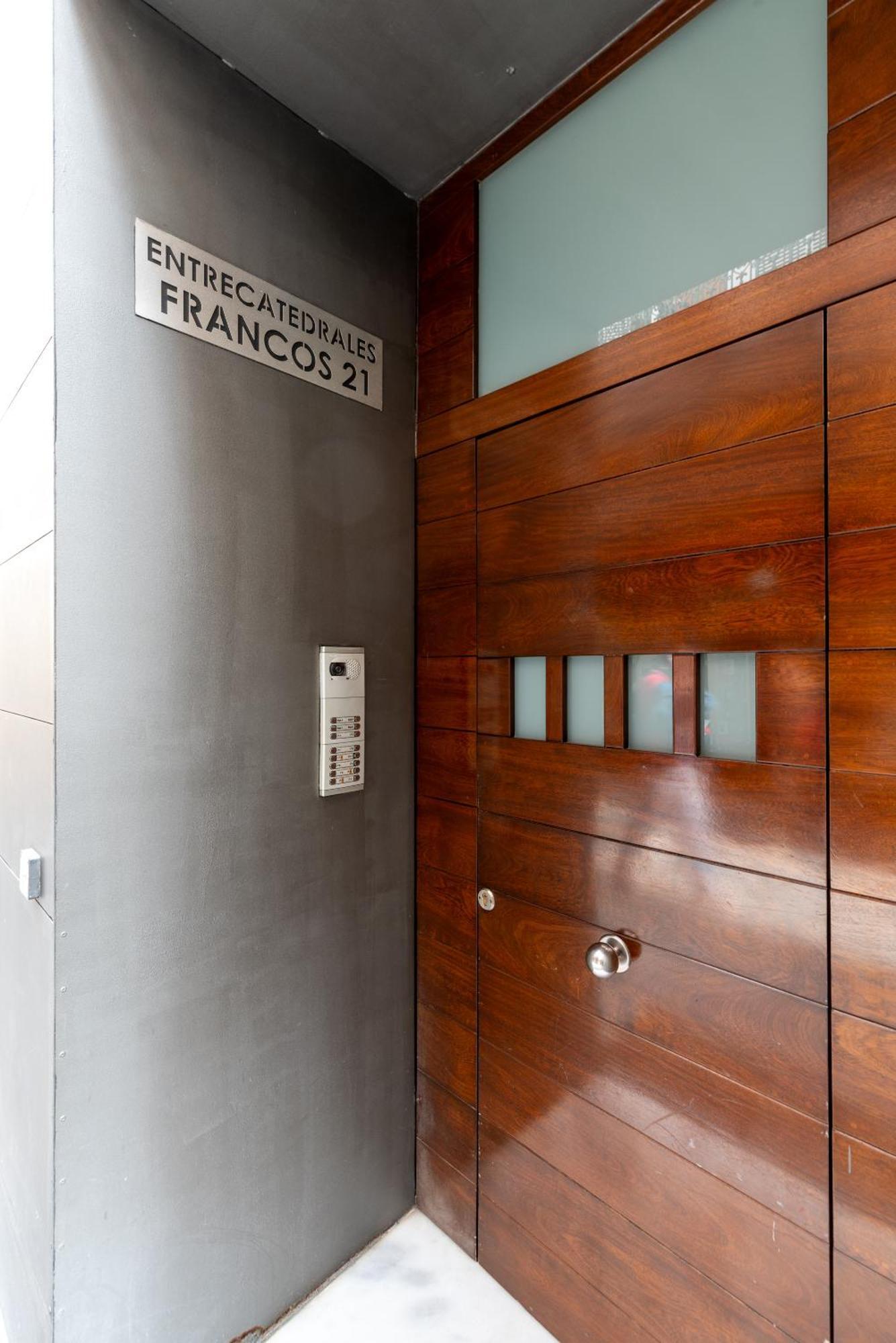 Francos Cathedral Terrace Apartment