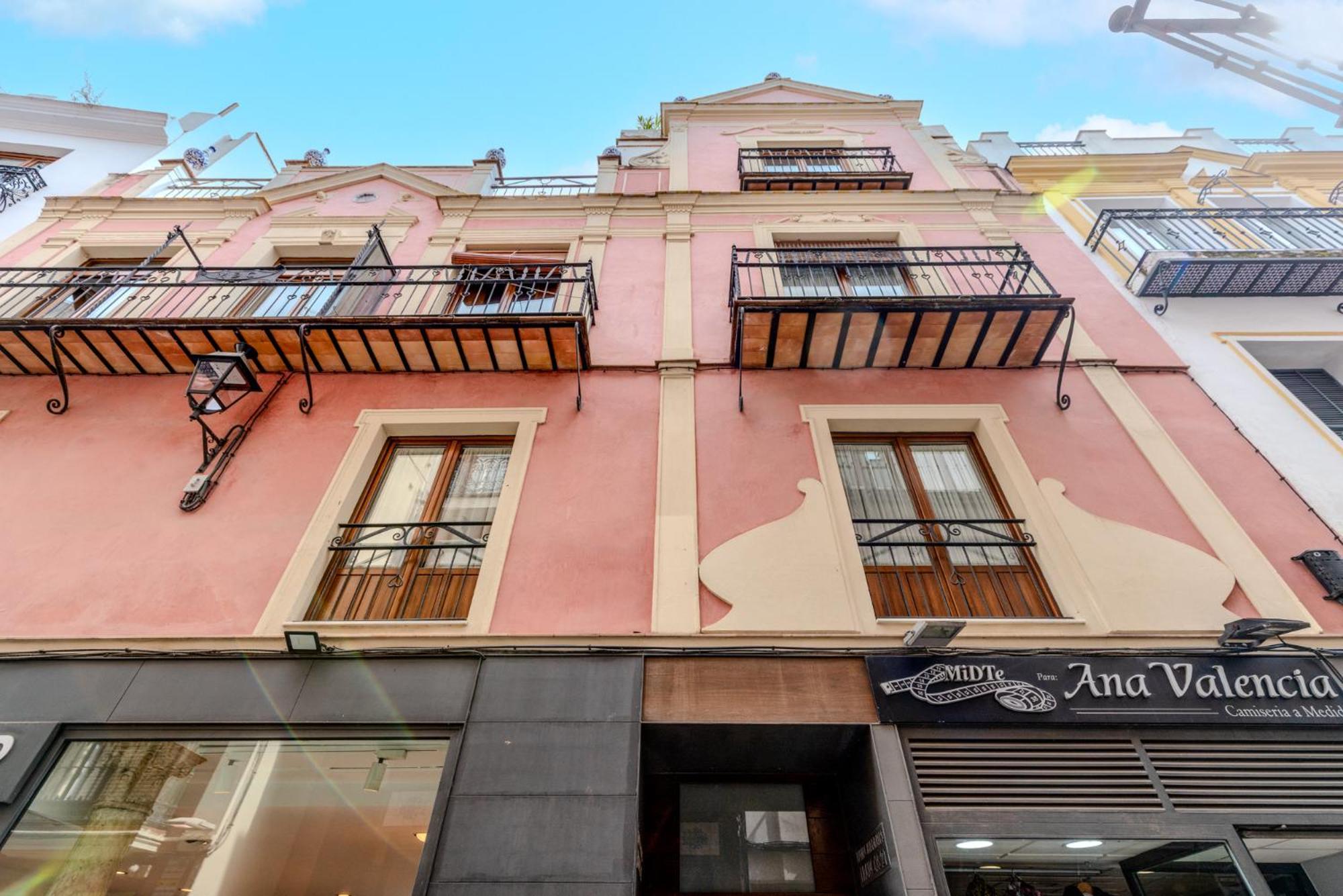 Francos Cathedral Terrace Apartment *